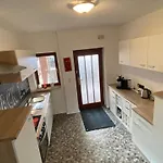 Charaktervolle Whg Mit Parkplatz Naehe Kassel *