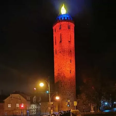 Charaktervolle Whg Mit Parkplatz Naehe Kassel Апартаменты *