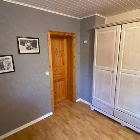 Charaktervolle Whg Mit Parkplatz Naehe Kassel *