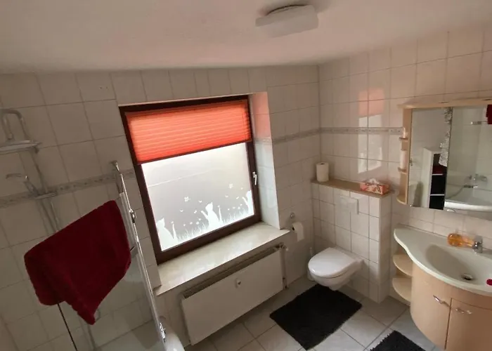 Charaktervolle Whg Mit Parkplatz Naehe Kassel Appartement